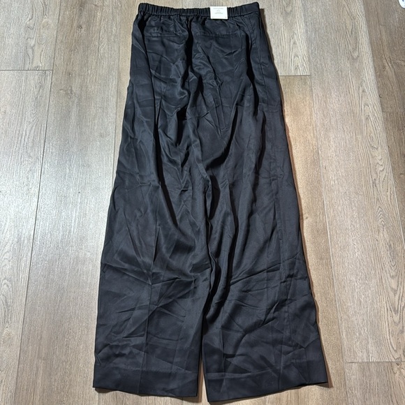 NWT! BANANA REPUBLIC  HAYDEN WIDE-LEG HIGH-RISE TENCEL™ PANT - Small Tall - Picture 7 of 7